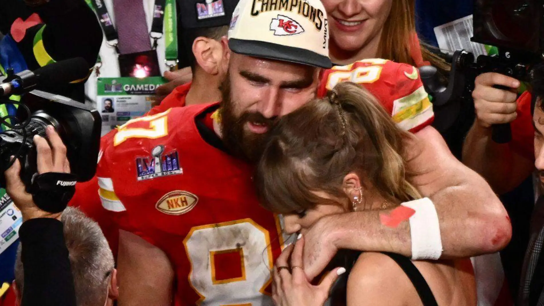 Travis Kelce con Taylor Swift